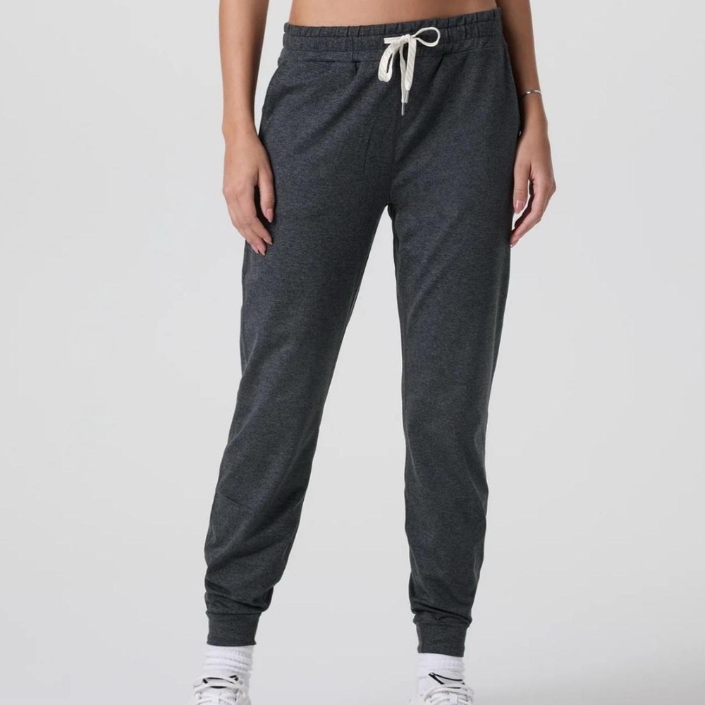 VUORI Halo Heather Grey Jogger Pants Size Large